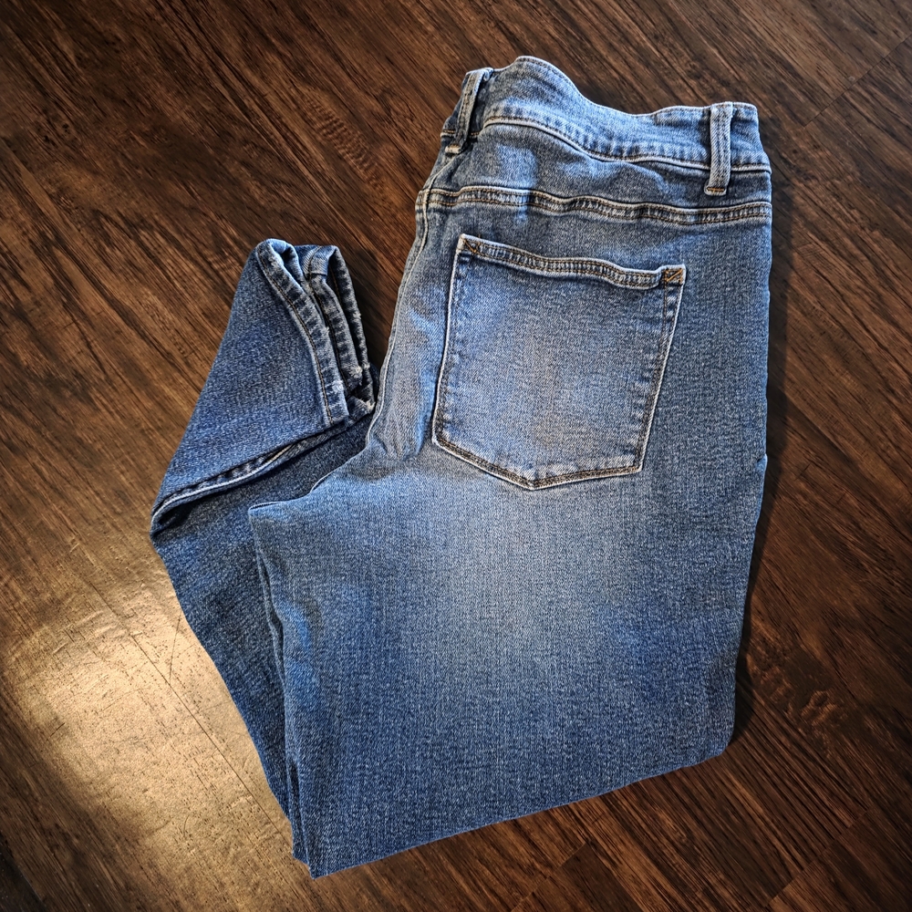Maurices Ripped Jeggings - Picture 2 of 6
